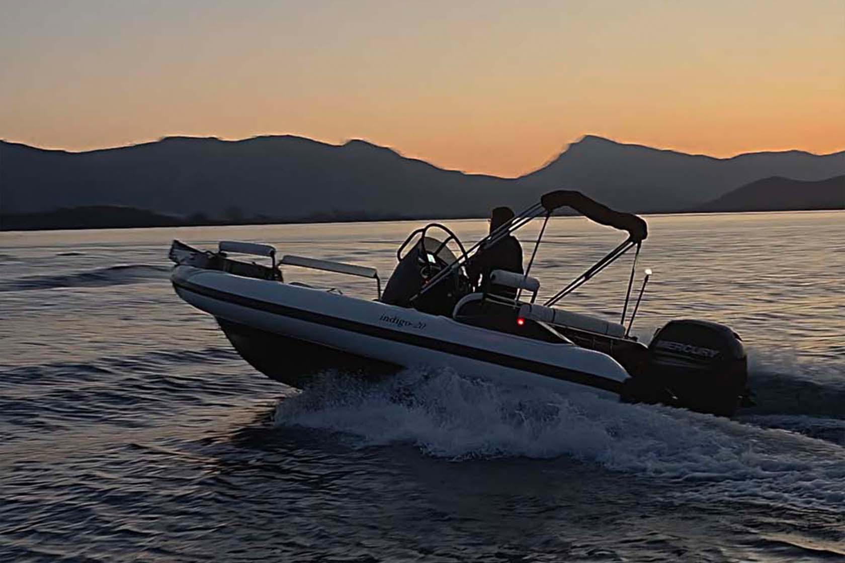 Private Luxury Cruise Round of Poros | Nakas Blue
